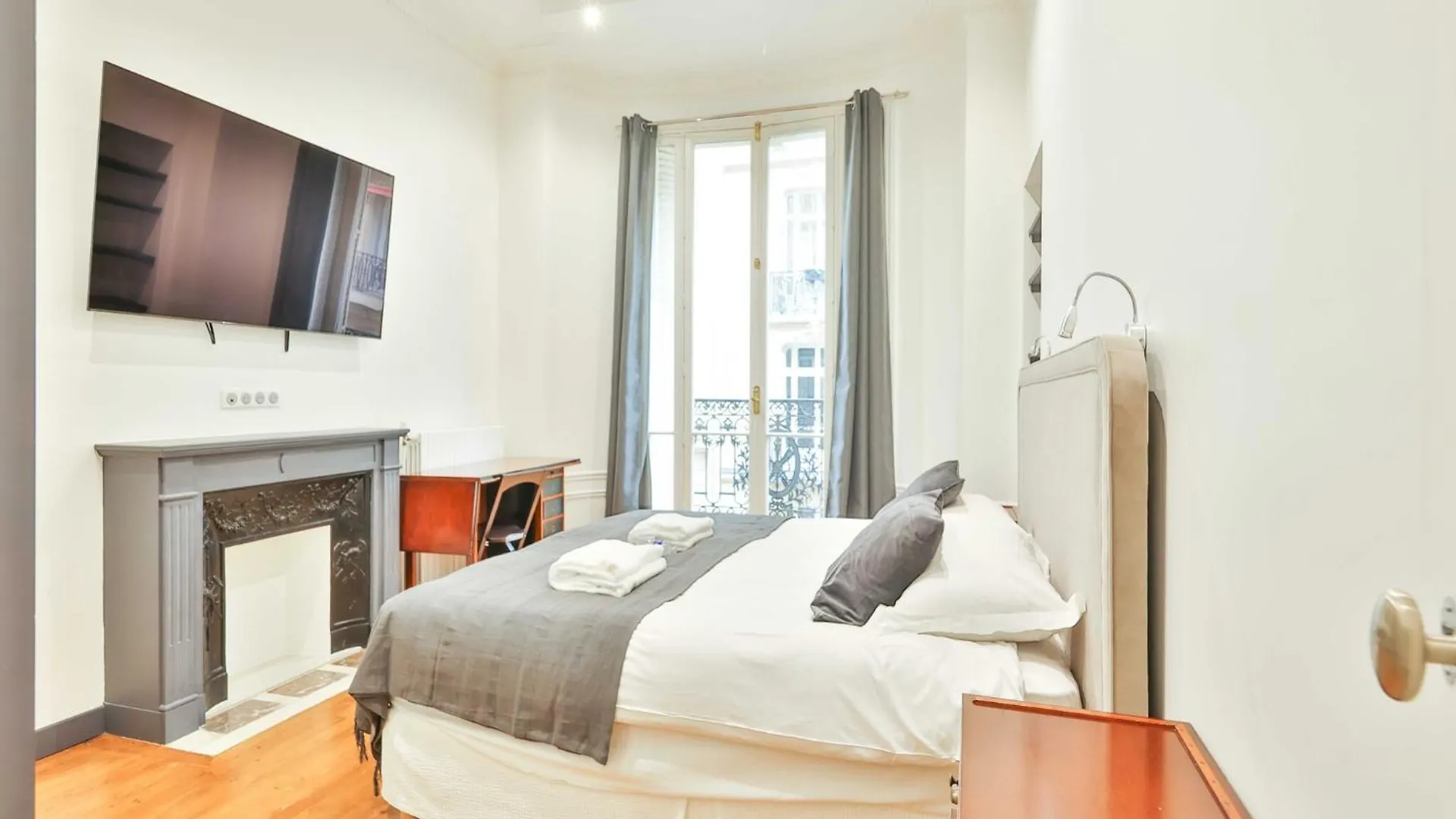 Exceptional Flat - Near Trocadero - Mobility Lease Apartment Paris